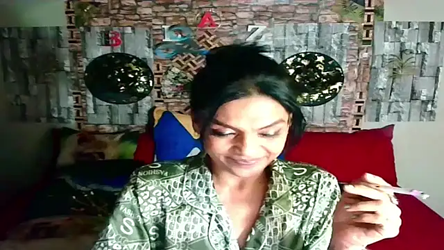 Snapshot of Indian_Blaze00 chatting on 10.18.25 Indian Blaze00 online show from 10.18.25