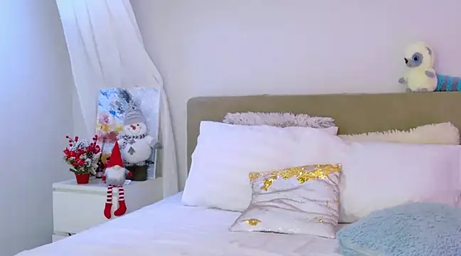 LuisaSin online show from 12.11.24