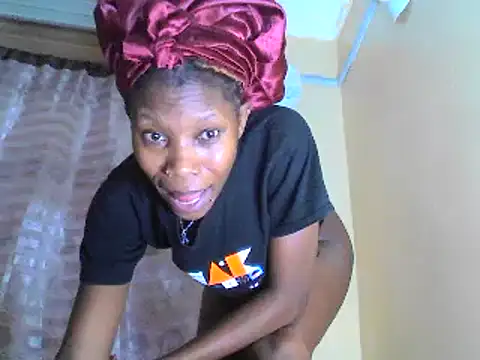 smallnaughtygirl online show from 01.30.25