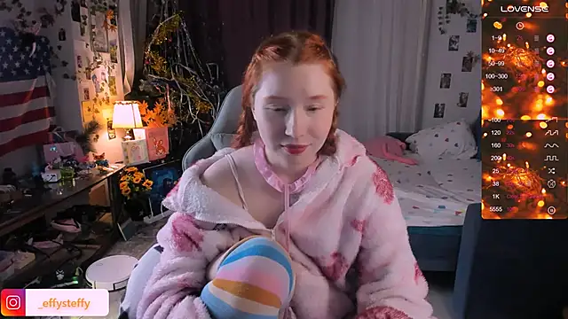 CallMeEffy1 online show from 01.13.25