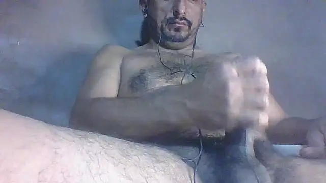 Snapshot of peloton10 chatting on 11.10.25 peloton10 online show from 11.10.25