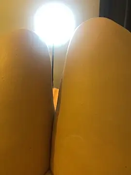 Snapshot of Ceyceys chatting on 12.30.24 Ceyceys online show from 12.30.24