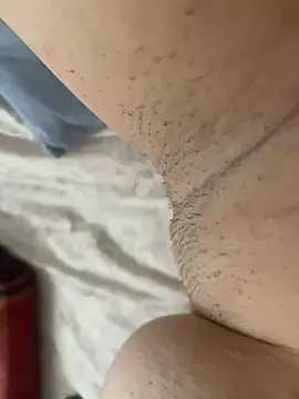 Snapshot of Ceyceys chatting on 02.27.25 Ceyceys online show from 02.27.25