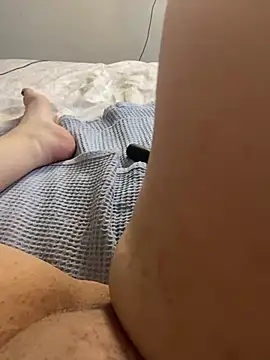 Snapshot of Ceyceys chatting on 03.12.25 Ceyceys online show from 03.12.25