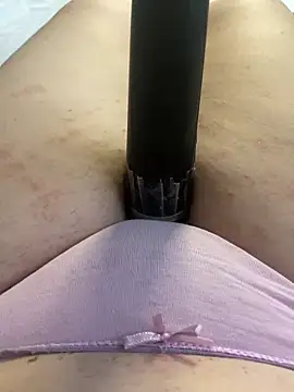 Snapshot of Ceyceys chatting on 03.14.25 Ceyceys online show from 03.14.25