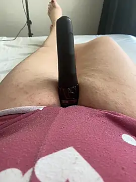 Snapshot of Ceyceys chatting on 03.16.25 Ceyceys online show from 03.16.25