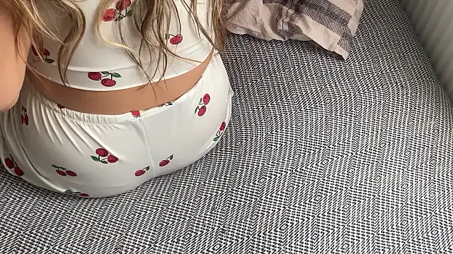 Snapshot of Ceyceys chatting on 09.10.25 Ceyceys online show from 09.10.25