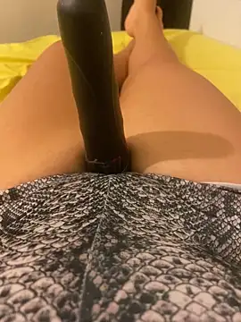 Snapshot of Ceyceys chatting on 09.23.25 Ceyceys online show from 09.23.25