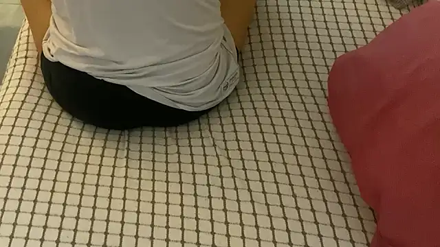 Snapshot of Ceyceys chatting on 10.07.25 Ceyceys online show from 10.07.25