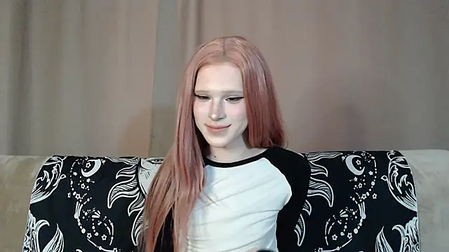 Snapshot of Sexpired_Princess chatting on 03.29.26 Sexpired Princess online show from 03.29.26