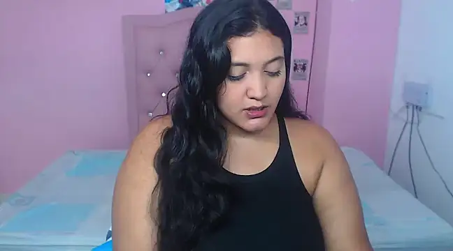 Snapshot of melody-tarly chatting on 02.15.25 melody-tarly online show from 02.15.25