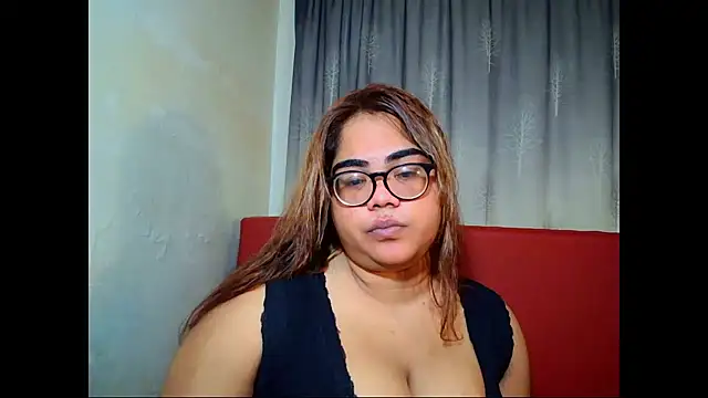 Snapshot of Indian_Lola00 chatting on 07.22.26 Indian Lola00 online show from 07.22.26