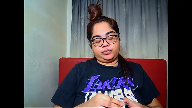 Snapshot of Indian_Lola00 chatting on 07.30.26 Indian Lola00 online show from 07.30.26