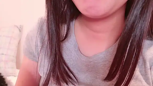 Snapshot of _Sakiii_ chatting on 09.29.25  Sakiii  online show from 09.29.25