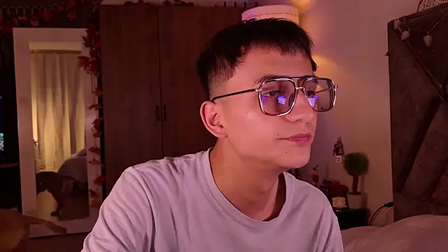Mr evan1 online show from 12.10.24