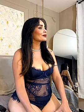 Snapshot of Alishak chatting on 10.11.25 Alishak online show from 10.11.25