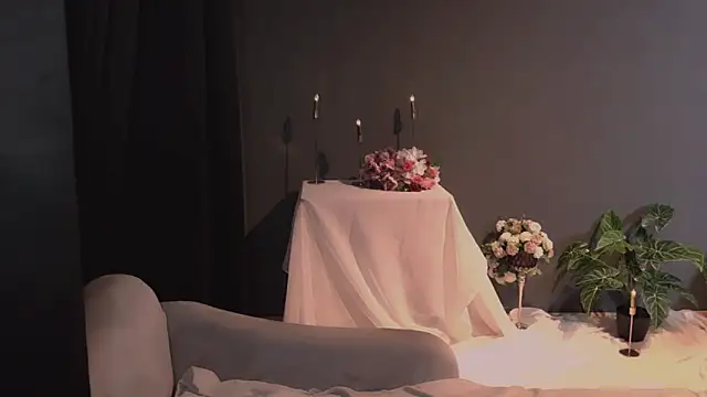 Saintrebella online show from 11.13.25