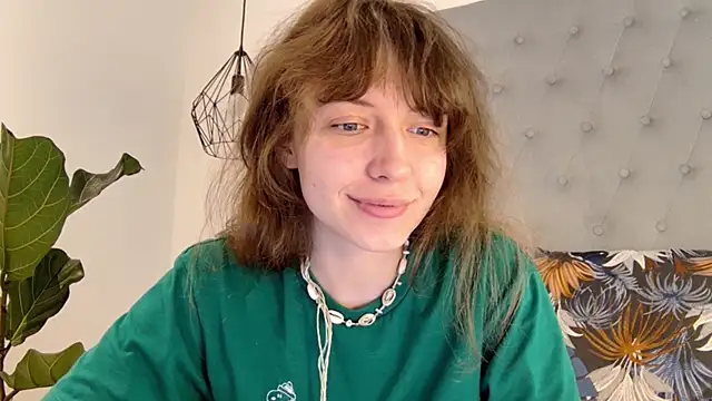 Snapshot of sun_place chatting on 02.15.26 sun place online show from 02.15.26