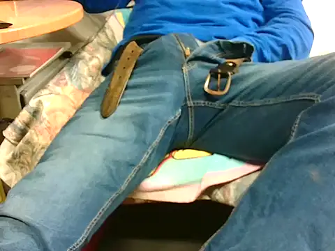 Giulio35 Pika online show from 10.16.25