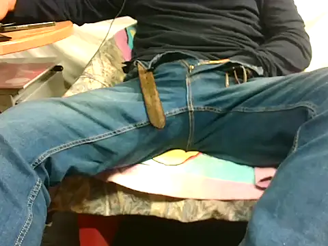 Giulio35 Pika online show from 10.30.25