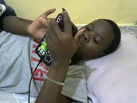 hey its andreana online show from 01.27.25