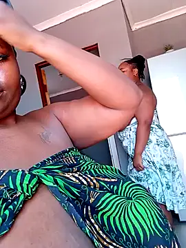 MissTiTi01 online show from 12.10.24