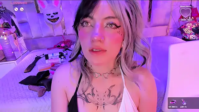 Broklinwhite  online show from 01.26.25