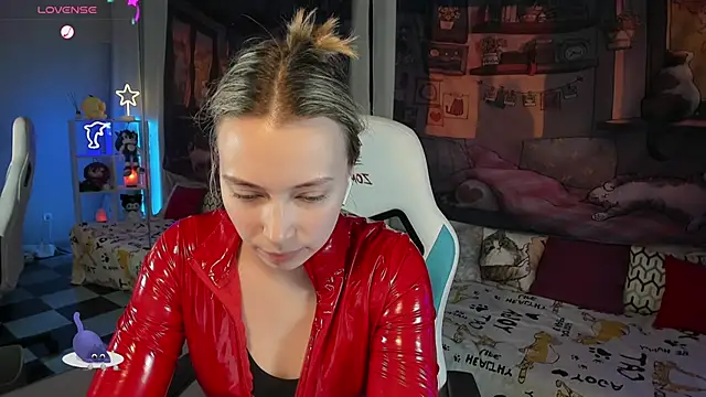 TiffanyBatson online show from 01.12.25