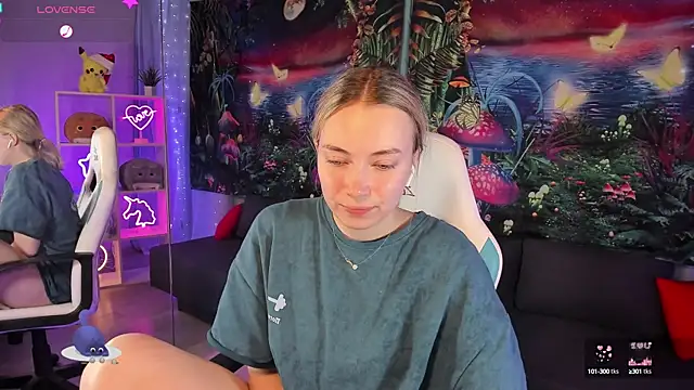 TiffanyBatson online show from 01.22.25