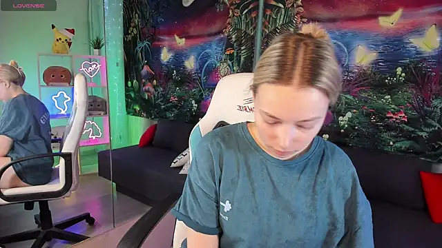 TiffanyBatson online show from 01.28.25