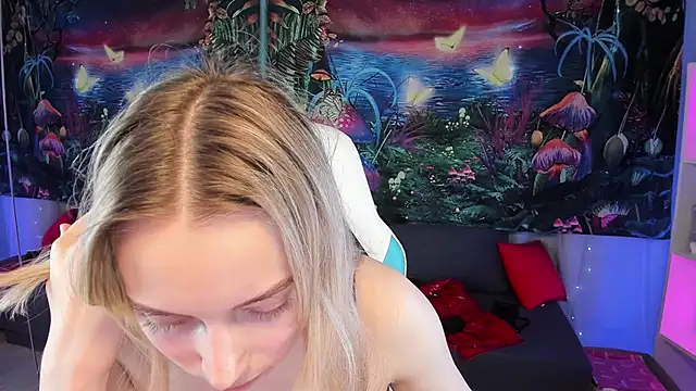 TiffanyBatson online show from 01.30.25