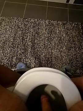 Snapshot of RIP_Curl chatting on 09.30.25 RIP Curl online show from 09.30.25