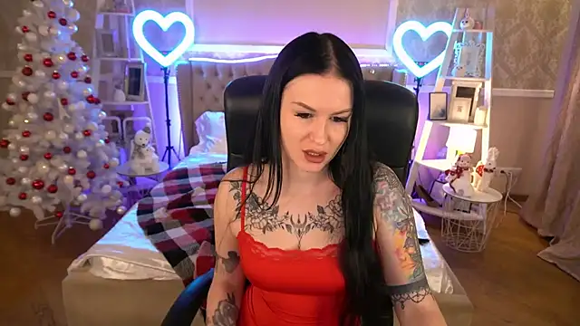 AmberDismond online show from 12.04.24