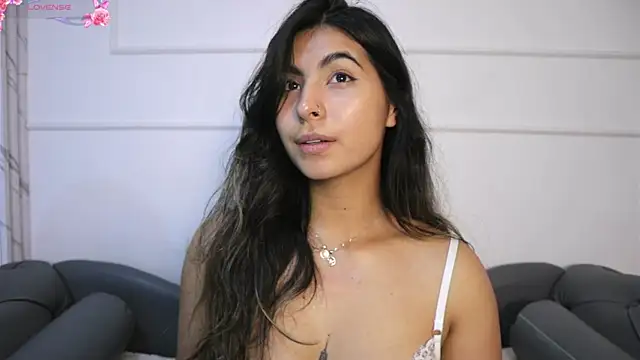 ShelleyMorell online show from 03.05.25