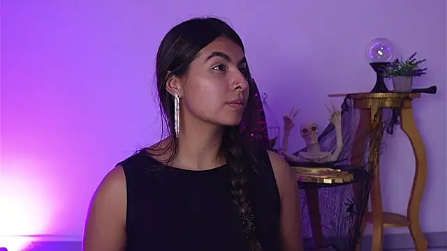 ShelleyMorell online show from 10.24.25