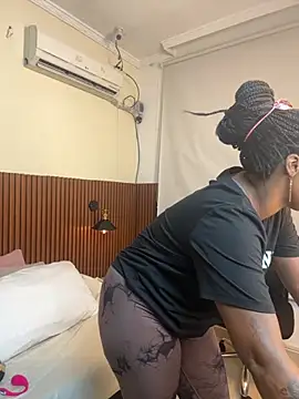 chanel brunette online show from 10.10.25