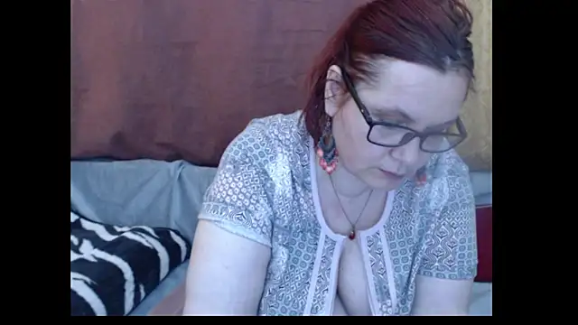 Snapshot of PlayfullMature chatting on 05.17.26 PlayfullMature online show from 05.17.26