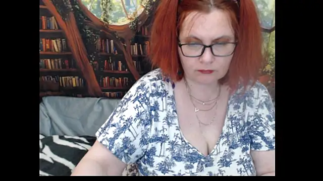 Snapshot of PlayfullMature chatting on 05.30.26 PlayfullMature online show from 05.30.26