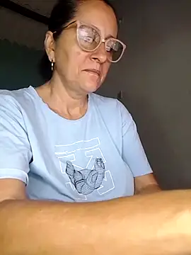 Snapshot of deisy_summers47x chatting on 11.04.25 deisy summers47x online show from 11.04.25