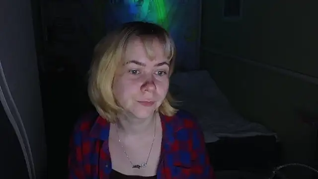 Riley Roo online show from 04.12.26