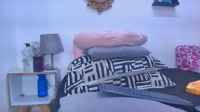 s sweett online show from 03.12.25