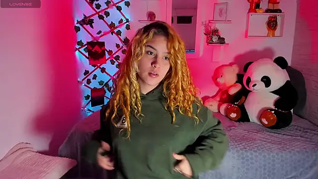 Elena-Rosse online show from 10.11.25