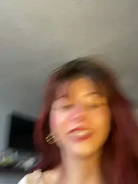 Snapshot of SuzzyyM chatting on 06.15.26 SuzzyyM online show from 06.15.26
