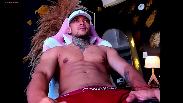 Snapshot of Stiven_collins chatting on 09.29.25 Stiven collins online show from 09.29.25