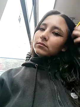 Cute Penelope online show from 12.16.24