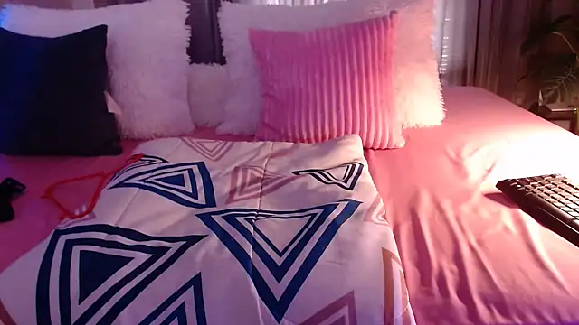 BabyBarbee online show from 03.20.25