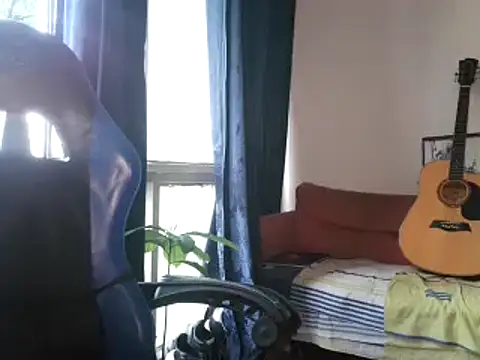 Snapshot of gerson173Hugo chatting on 12.19.24 gerson173Hugo online show from 12.19.24