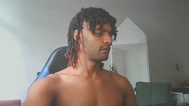 Snapshot of gerson173Hugo chatting on 02.03.25 gerson173Hugo online show from 02.03.25