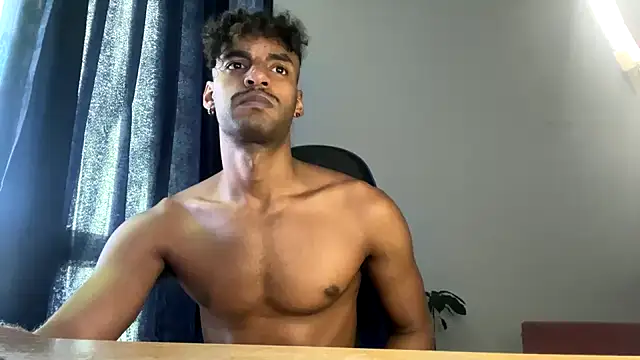 Snapshot of gerson173Hugo chatting on 02.17.25 gerson173Hugo online show from 02.17.25