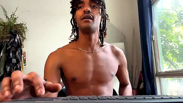 Snapshot of gerson173Hugo chatting on 09.12.25 gerson173Hugo online show from 09.12.25